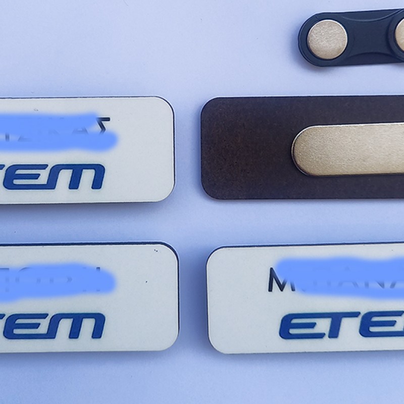 Κονκάρδες προσωπικού Με Εκτύπωση το Λογοτυπο σας! κωδ. F03468-153 Κονκάρδες προσωπικού Με Εκτύπωση το Λογοτυπο σας! κωδ. F03468-153