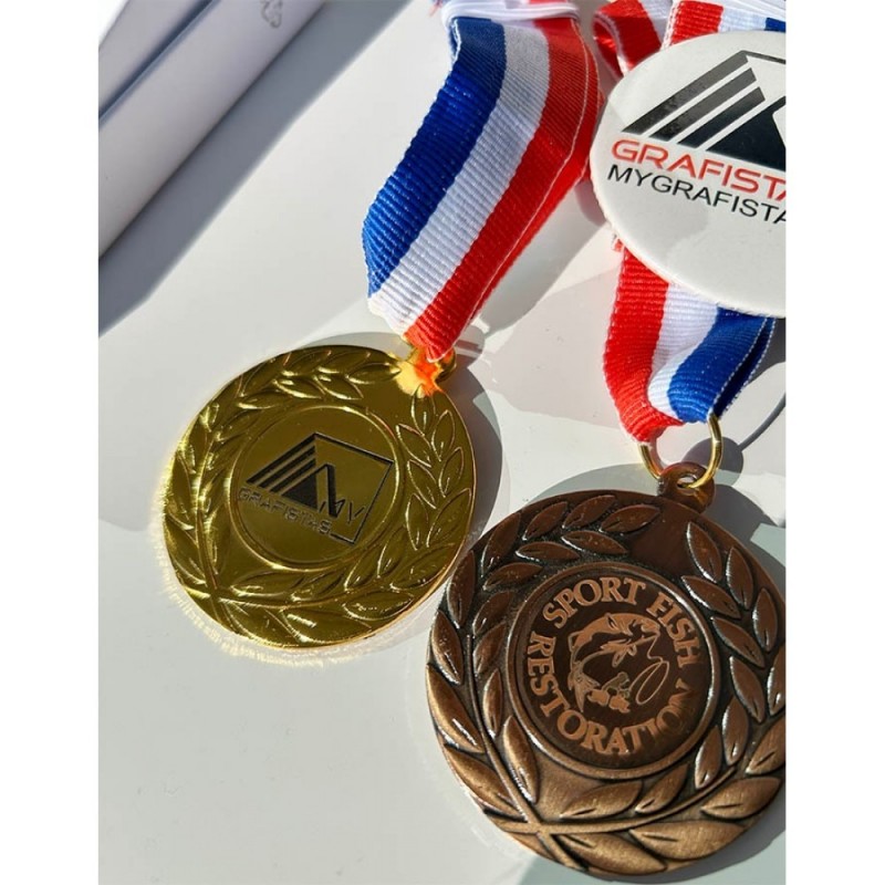 Μετάλλια Χρυσά με  Χάραξη Laser το Σχεδιο σας κωδ. 02260-Α-98