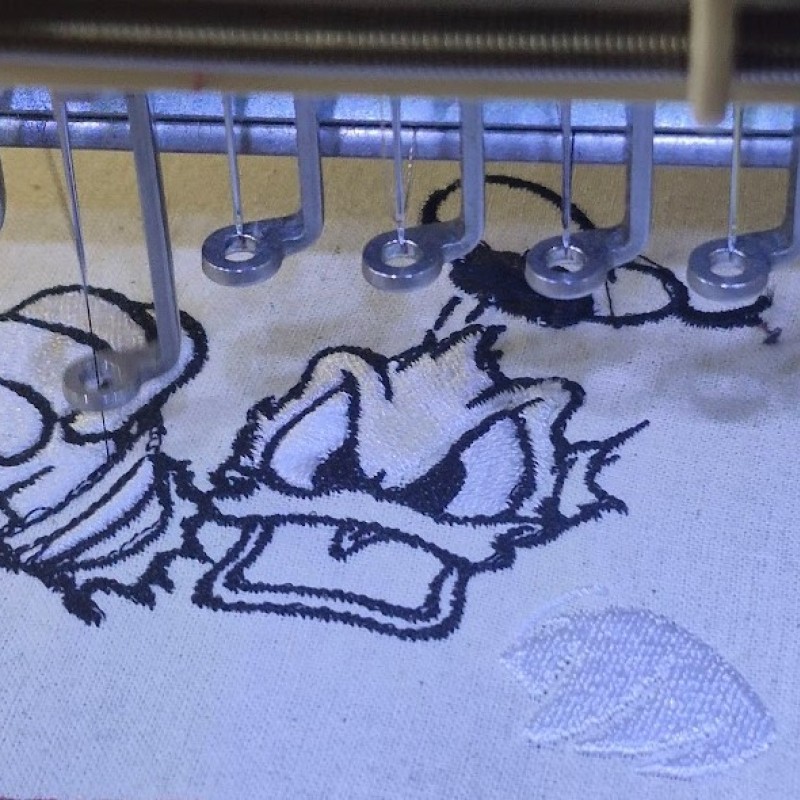 Ποδιές με κέντημα  το λογότυπο σας  Κωδ.L6264-04